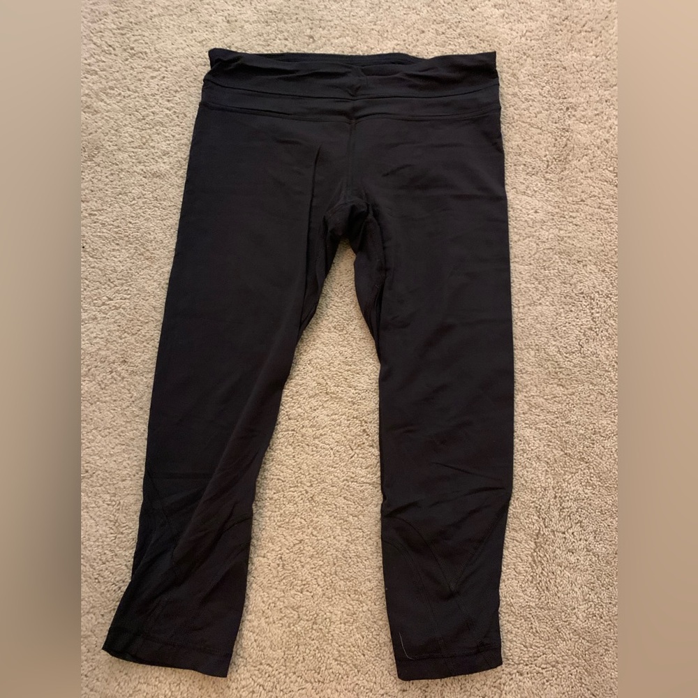 Black Lululemon leggings